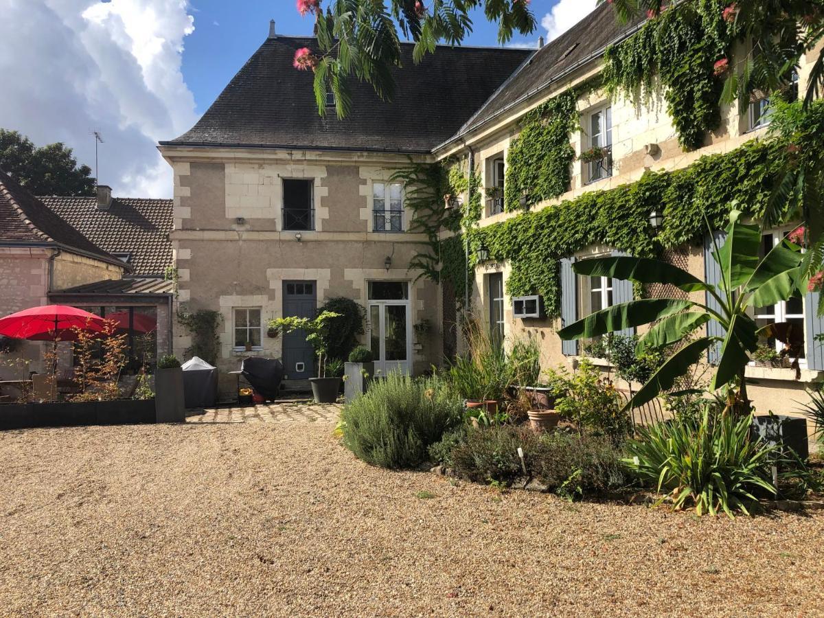 Suite En Chambre D'Hotes La Vigenna Les Ormes  Exterior photo